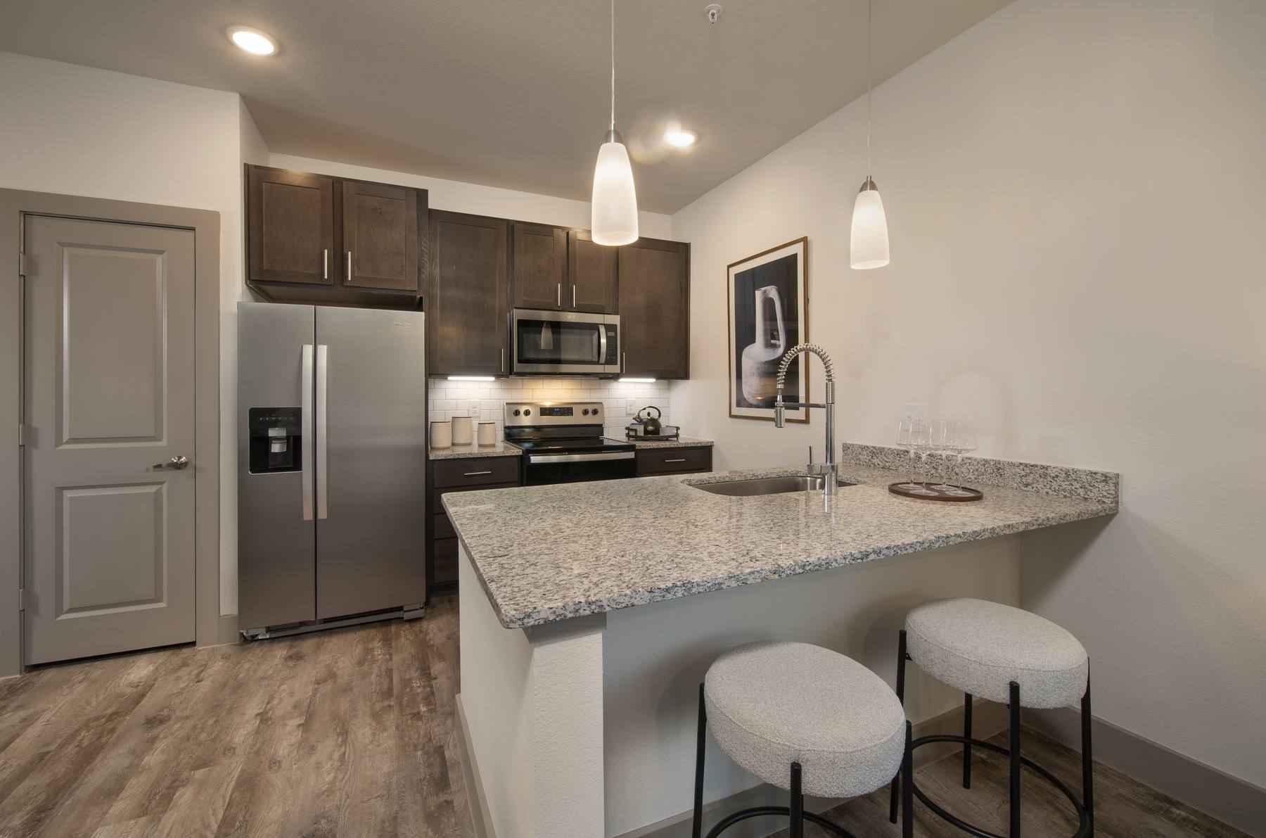 1BR Kitchen
